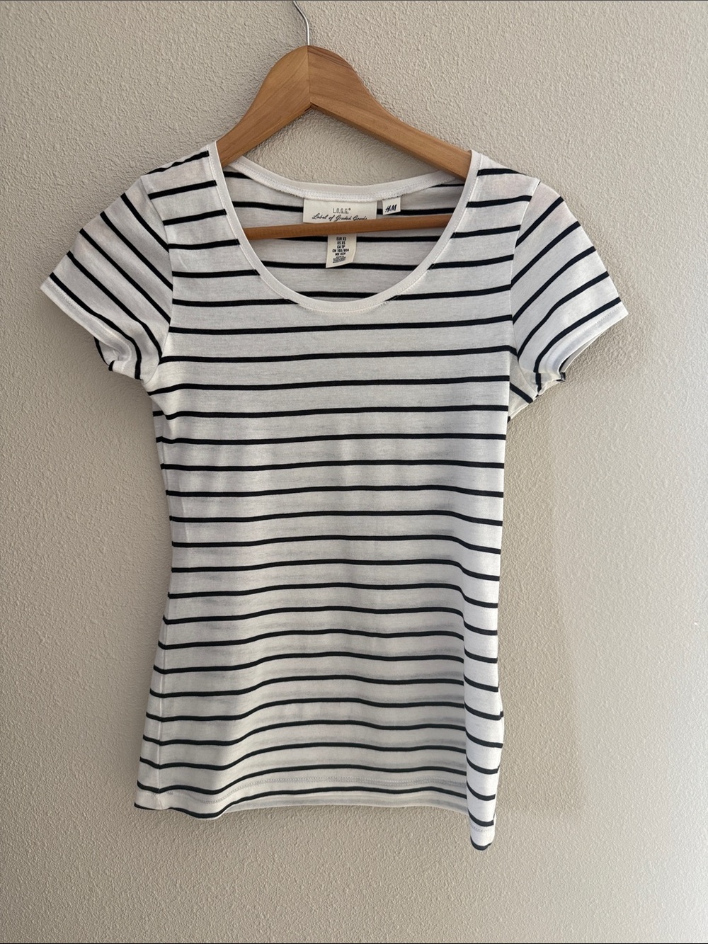H & M L.O.G.G, striped scoop neck t-shirt - size XS